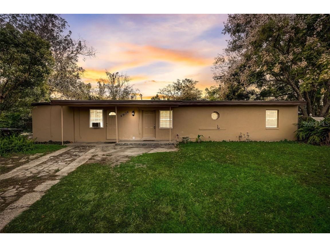 4934 Stewart Avenue Orlando FL 32808 O6163957 image1
