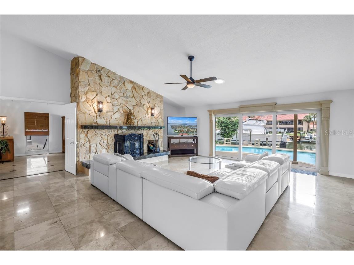 4935 58th Avenue S Saint Petersburg FL 33715 - BOCA CIEGA BAY TB8378596 image35