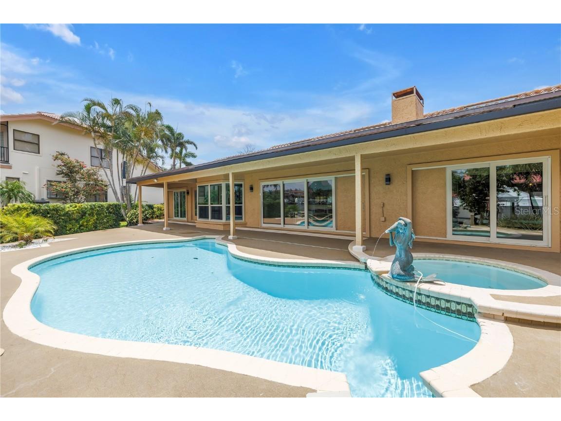 4935 58th Avenue S Saint Petersburg FL 33715 - BOCA CIEGA BAY TB8378596 image67