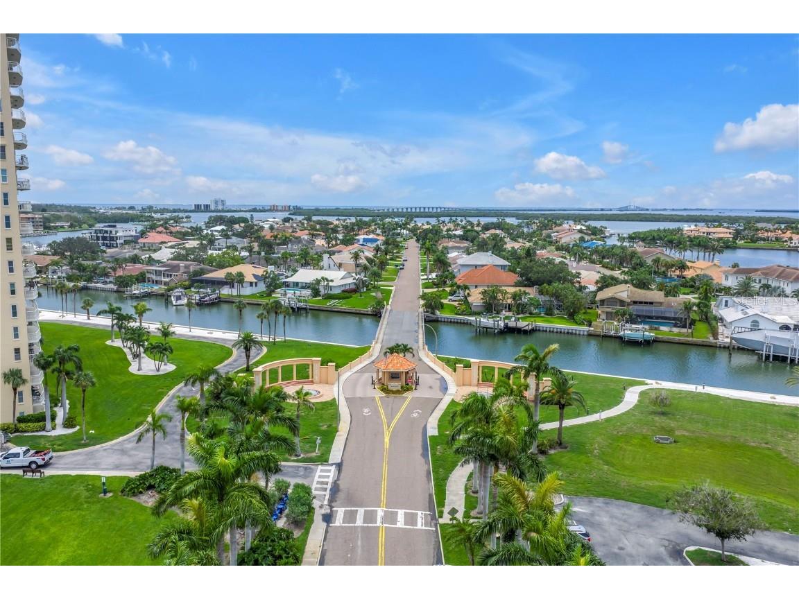 4935 58th Avenue S Saint Petersburg FL 33715 - BOCA CIEGA BAY TB8378596 image94