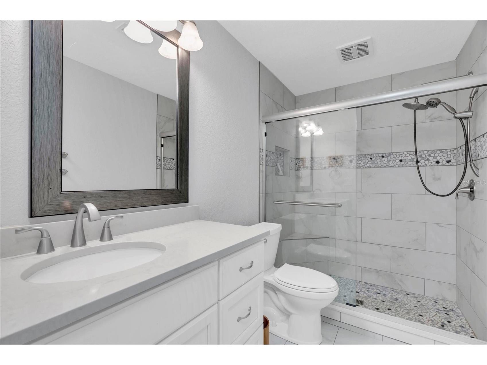 4935 62nd Avenue S Saint Petersburg FL 33715 TB8459428 image18