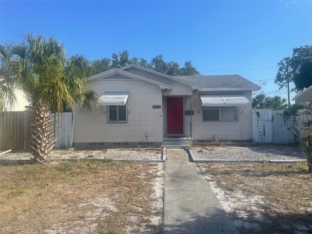 4935 Emerson Avenue S Saint Petersburg FL 33707 U8241802 image1