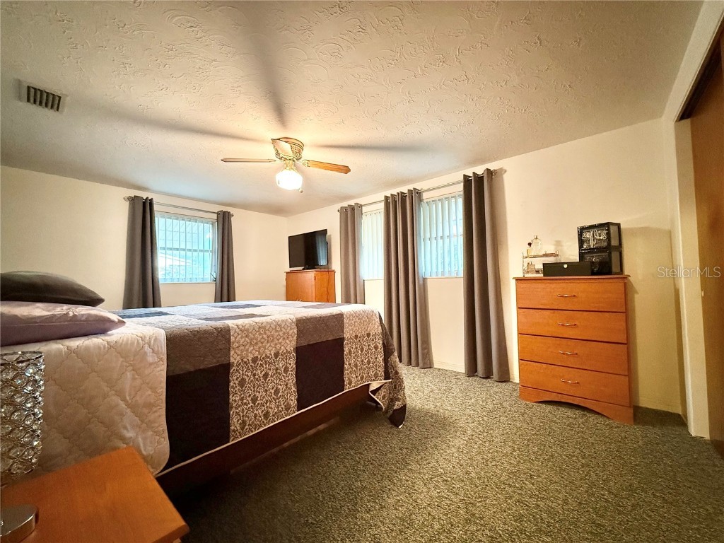 4935 Guardian Avenue Holiday FL 34690 TB8427737 image22