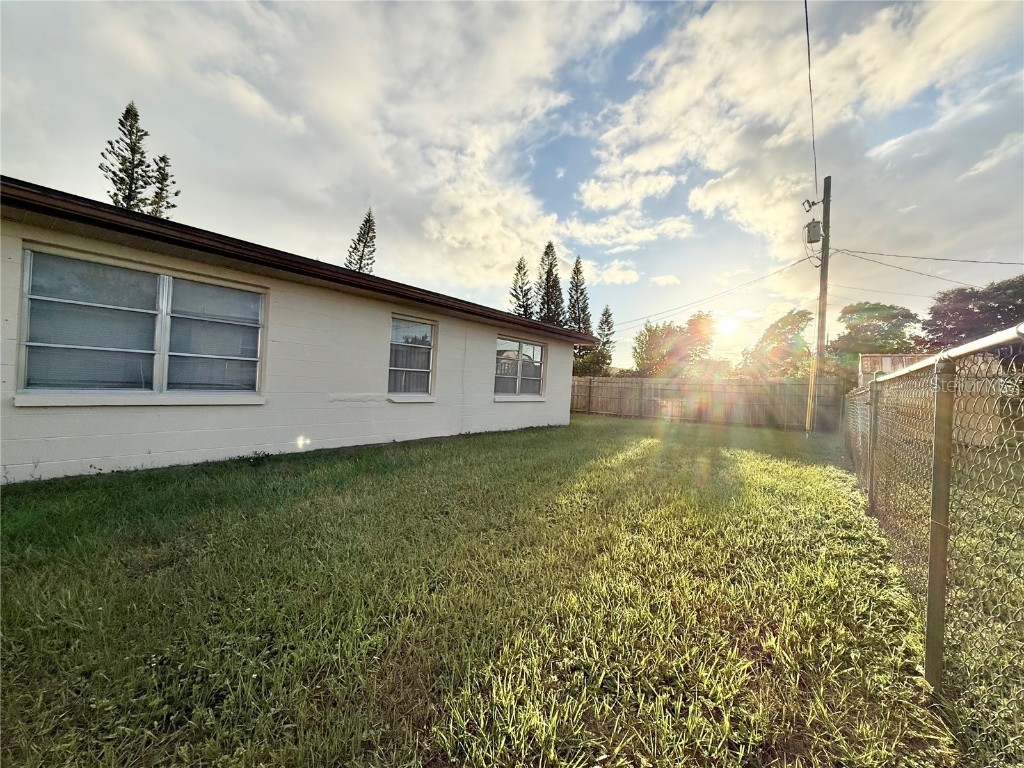 4935 Guardian Avenue Holiday FL 34690 TB8427737 image9