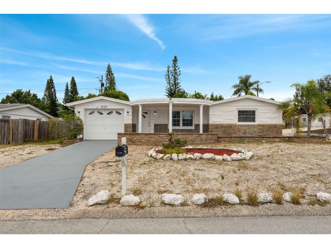 4935 Mirage Avenue Holiday FL 34690 O6241341 image1