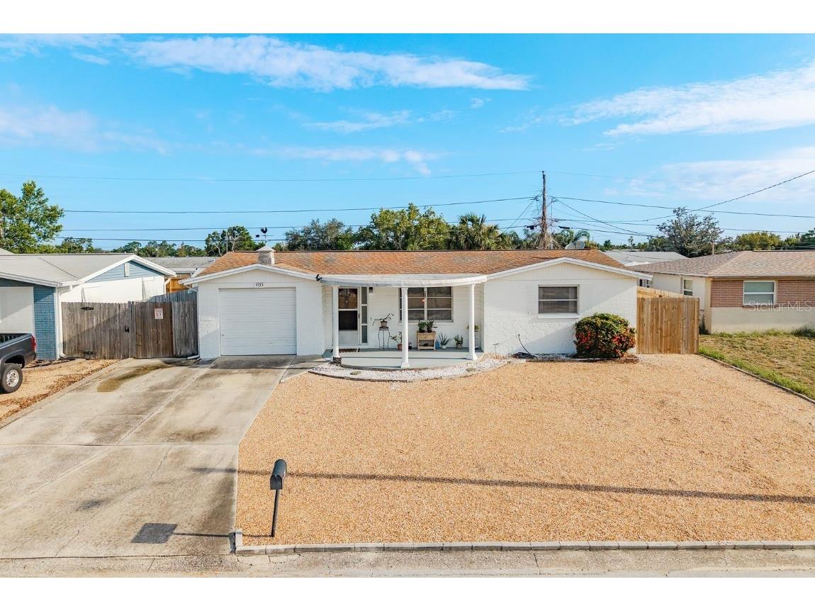 4935 Phoenix Avenue Holiday FL 34690 TB8425378 image1