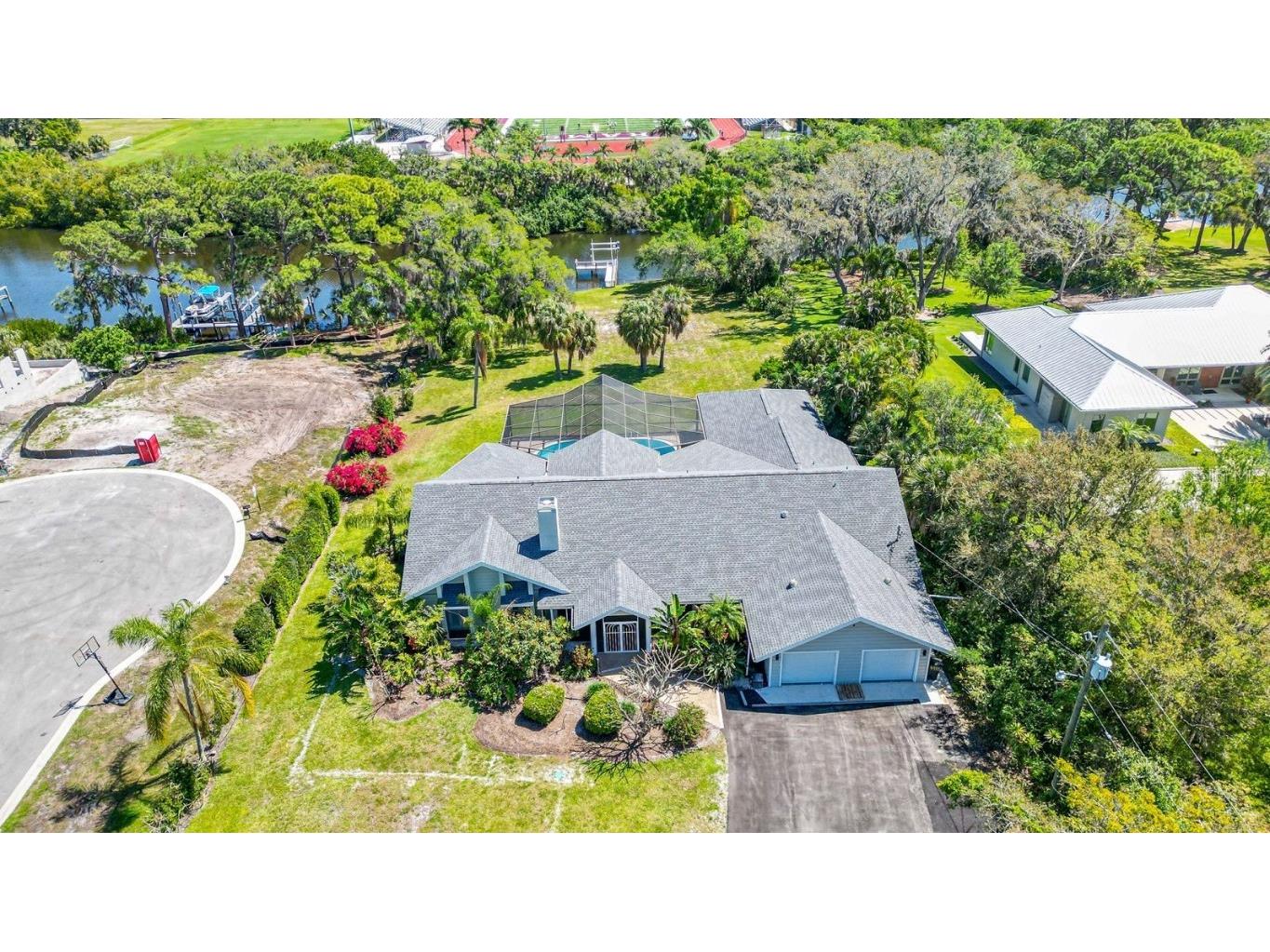 4935 Riverwood Avenue Sarasota FL 34231 - PHILLIPPI CREEK A4604982 image1