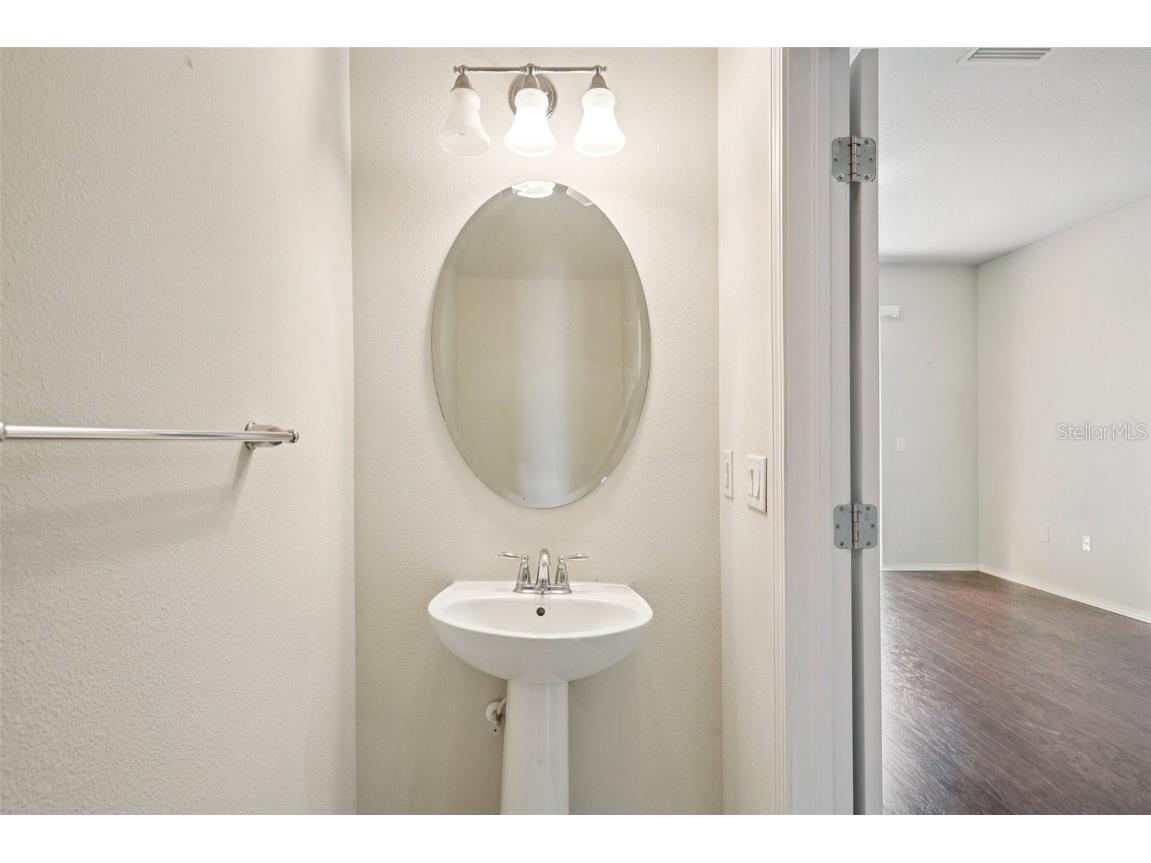 4935 White Sanderling Court Tampa FL 33619 TB8446944 image14