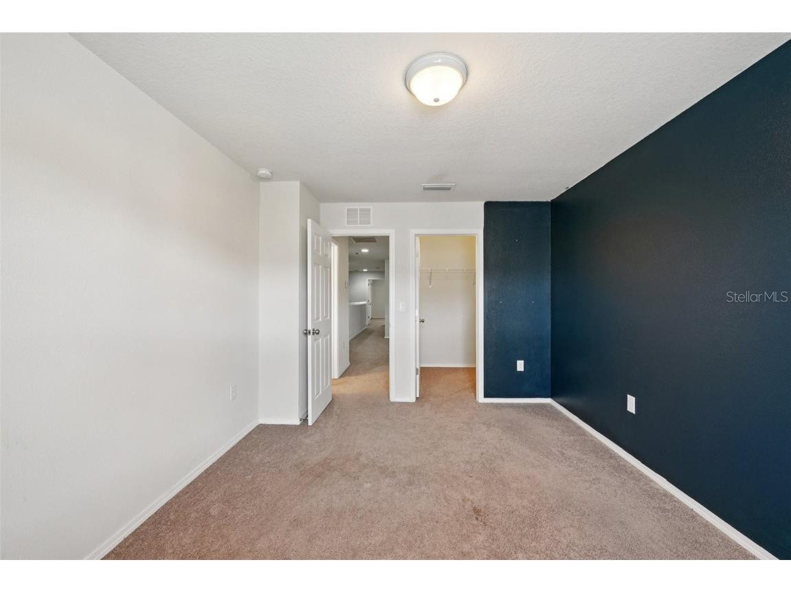 4935 White Sanderling Court Tampa FL 33619 TB8446944 image24