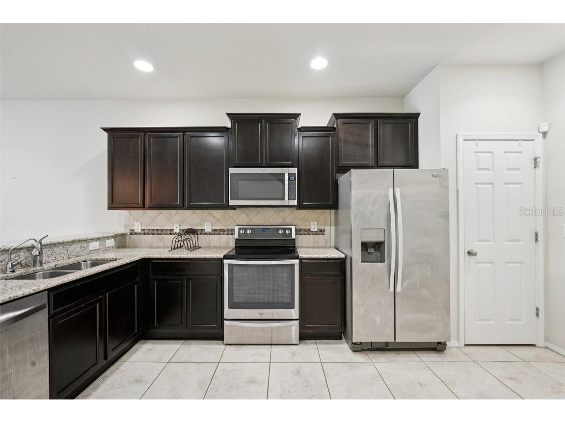 4935 White Sanderling Court Tampa FL 33619 TB8446944 image5