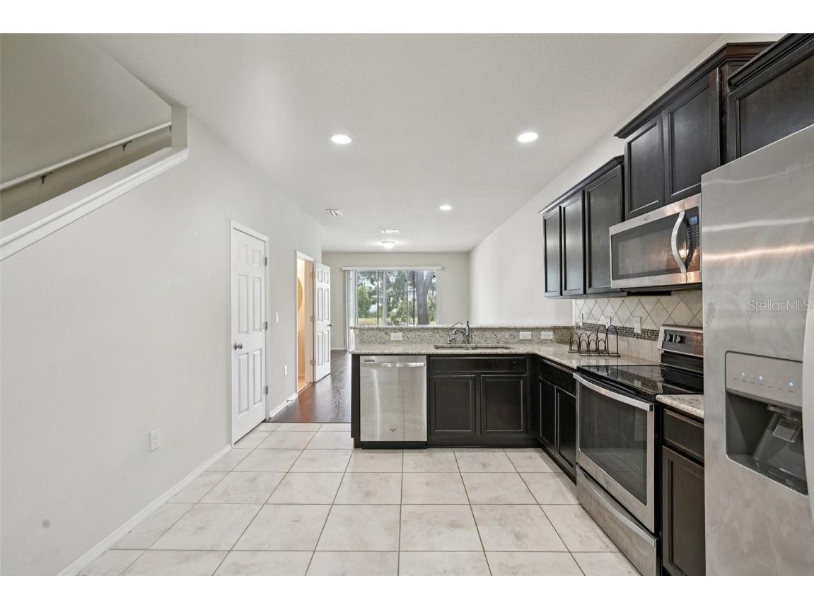 4935 White Sanderling Court Tampa FL 33619 TB8446944 image8