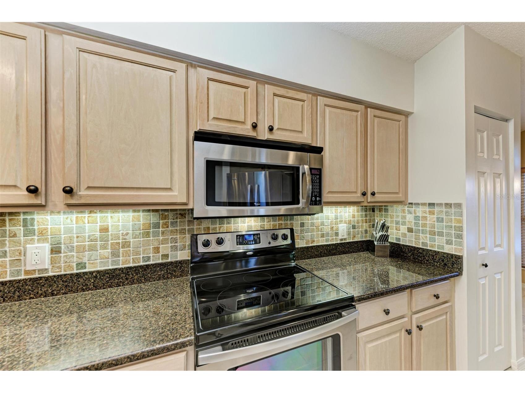 4936 Linsey Court Sarasota FL 34243 A4699184 image14