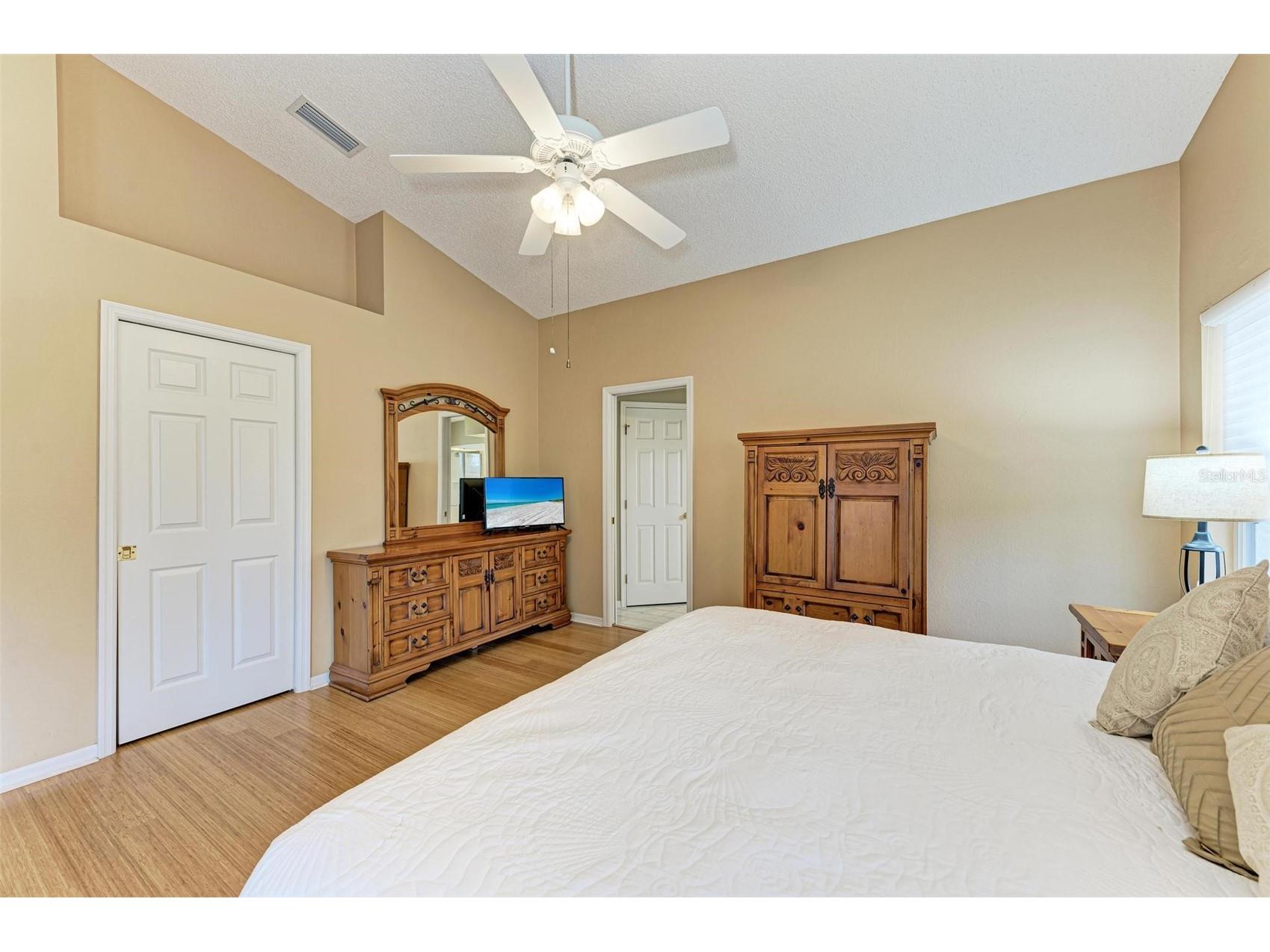 4936 Linsey Court Sarasota FL 34243 A4699184 image20
