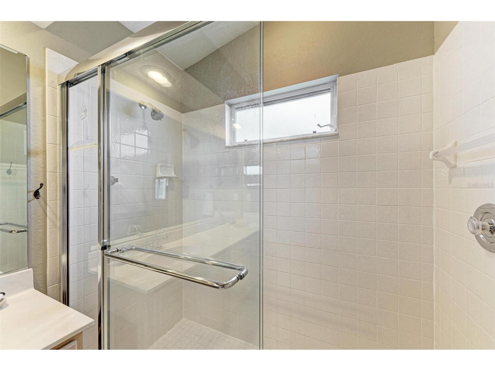 4936 Linsey Court Sarasota FL 34243 A4699184 image23