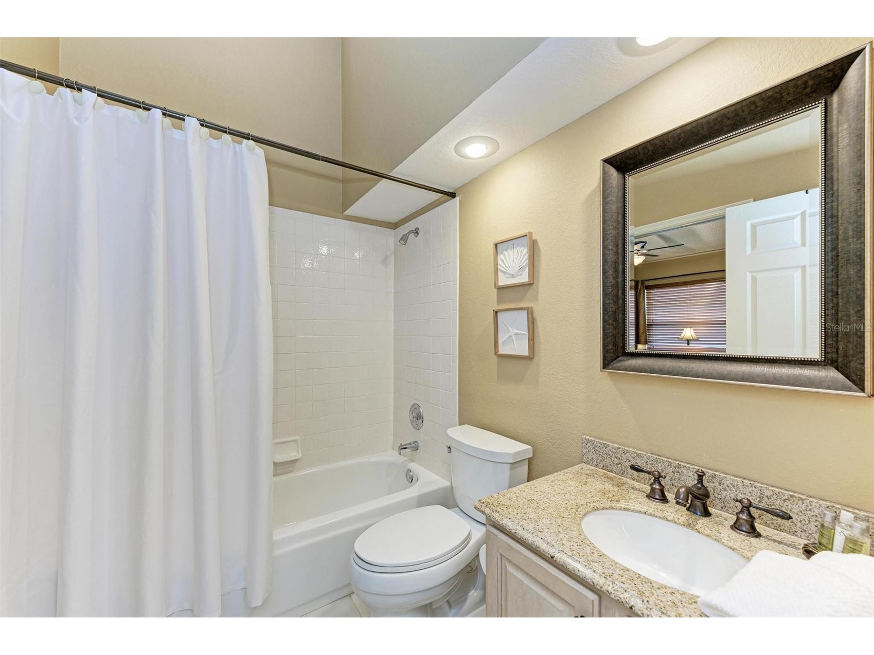 4936 Linsey Court Sarasota FL 34243 A4699184 image24
