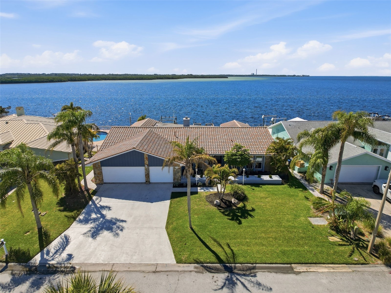 4936 Southshore Drive New Port Richey FL 34652 - GULF W7883432 image1