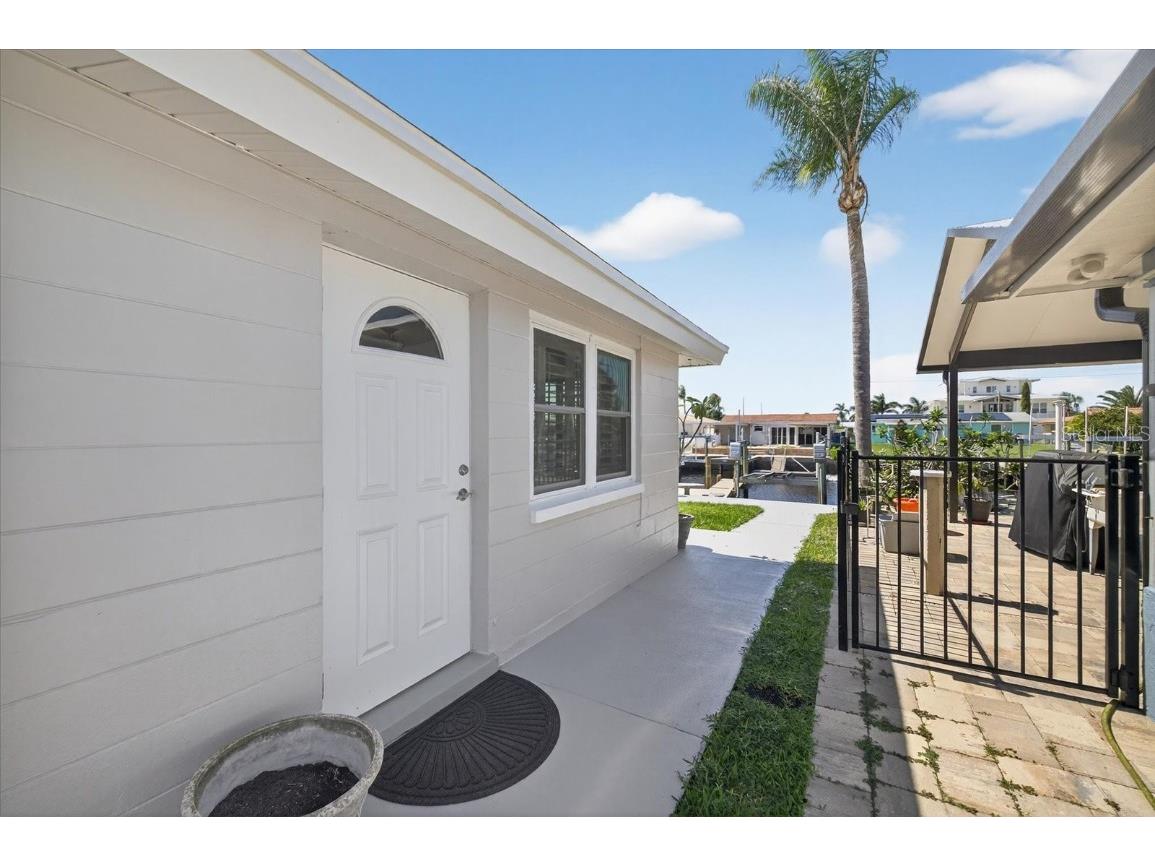 4937 Blue Heron Drive New Port Richey FL 34652 W7879505 image33