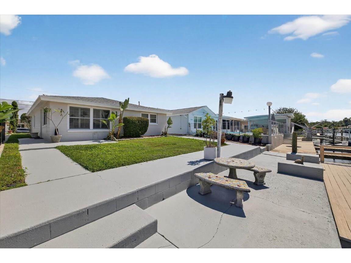 4937 Blue Heron Drive New Port Richey FL 34652 W7879505 image39