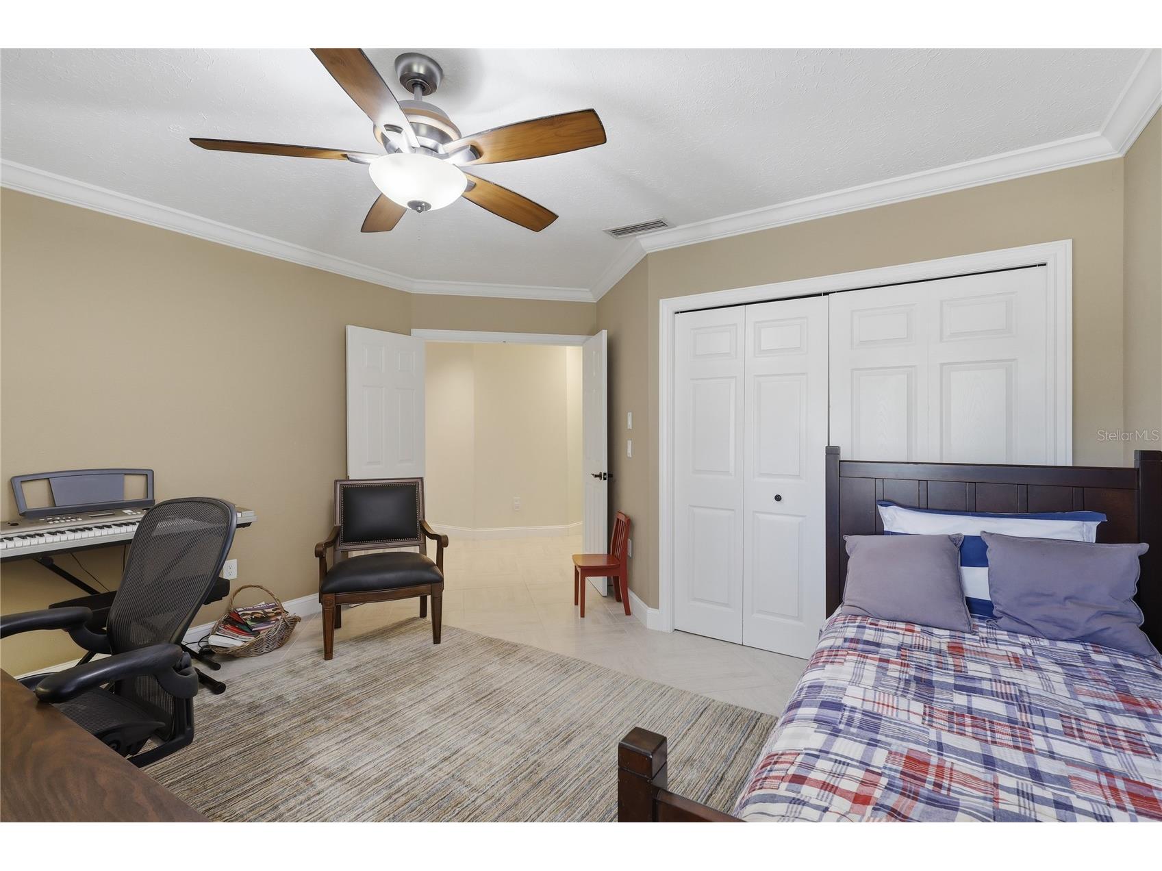 4937 Landings Court Sarasota FL 34231 A4689027 image25