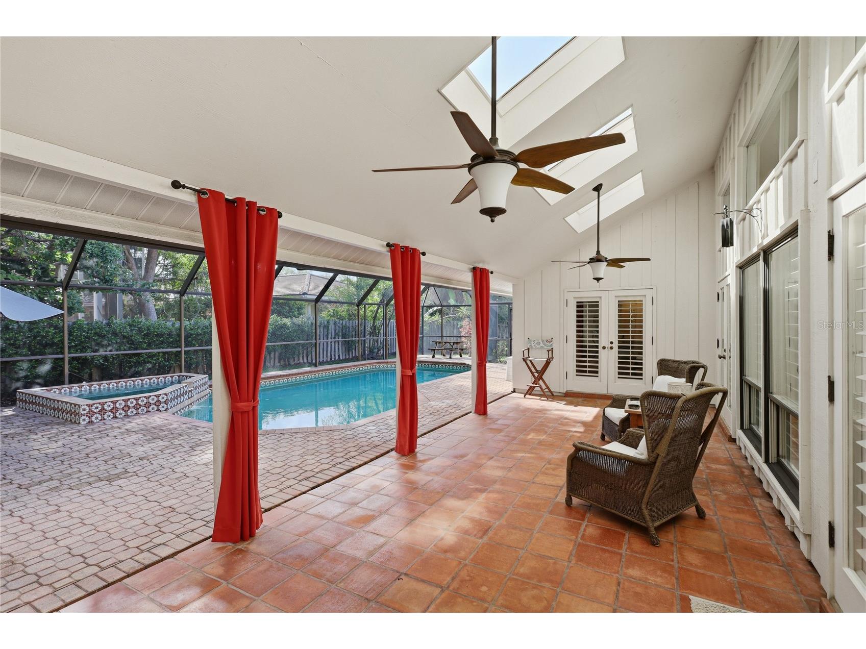 4937 Landings Court Sarasota FL 34231 A4689027 image29