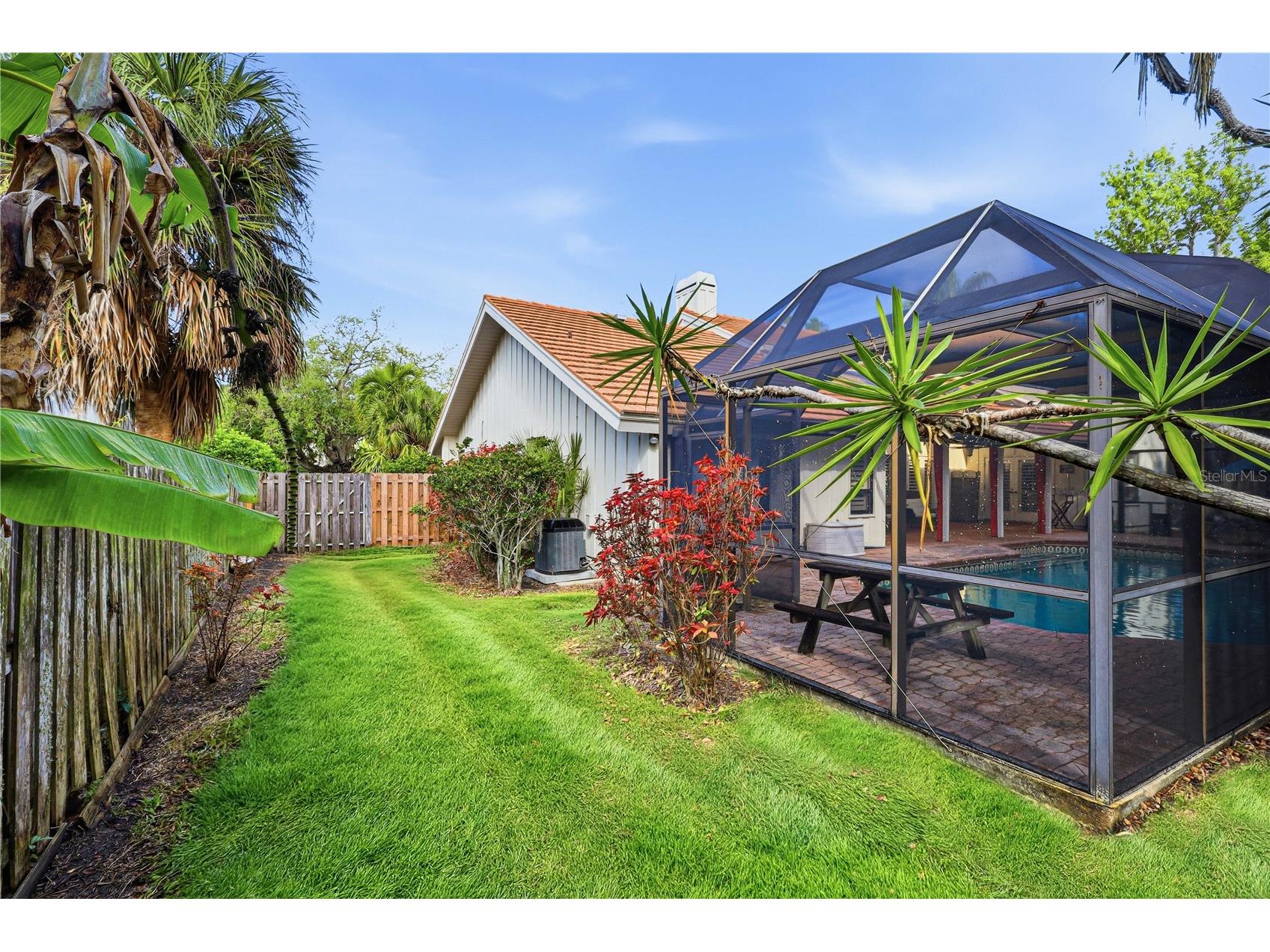 4937 Landings Court Sarasota FL 34231 A4689027 image35