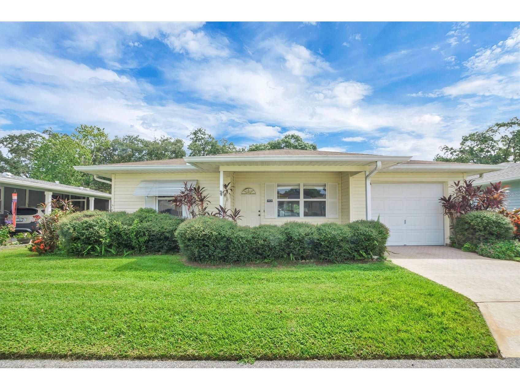 4938 Colonnades Circle E Lakeland FL 33811 L4958620 image1