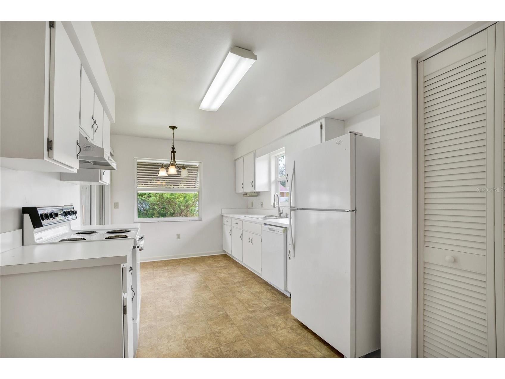 4938 Colonnades Circle E Lakeland FL 33811 L4958620 image17