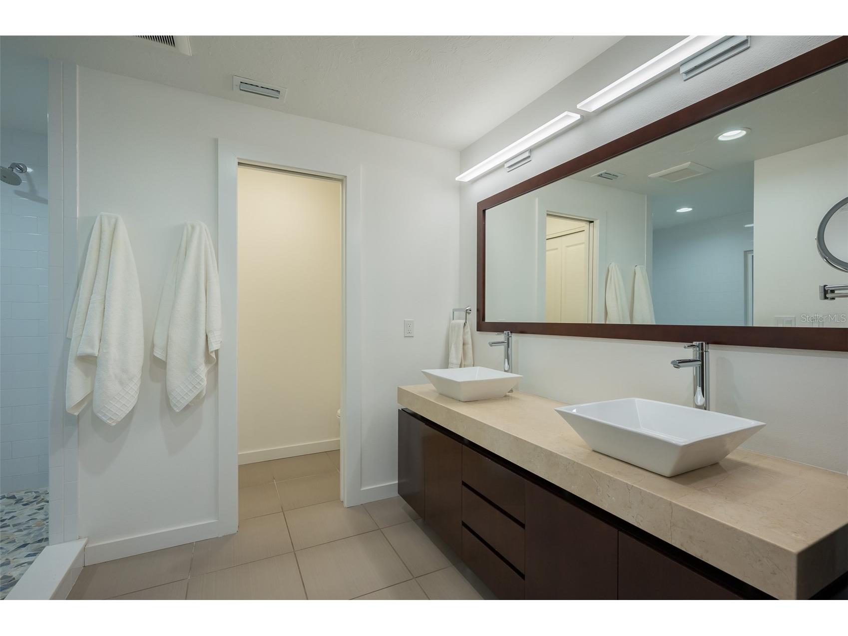 4938 Commonwealth Drive Sarasota FL 34242 - GRAND CANAL A4683758 image18