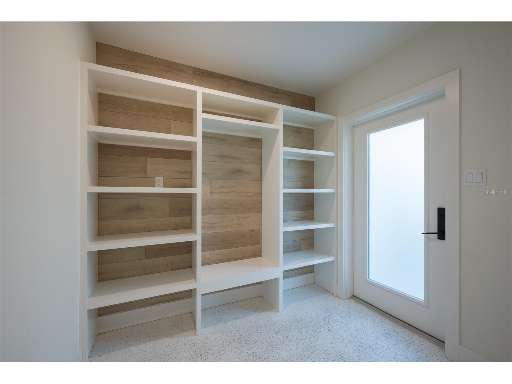4938 Commonwealth Drive Sarasota FL 34242 - GRAND CANAL A4683758 image34