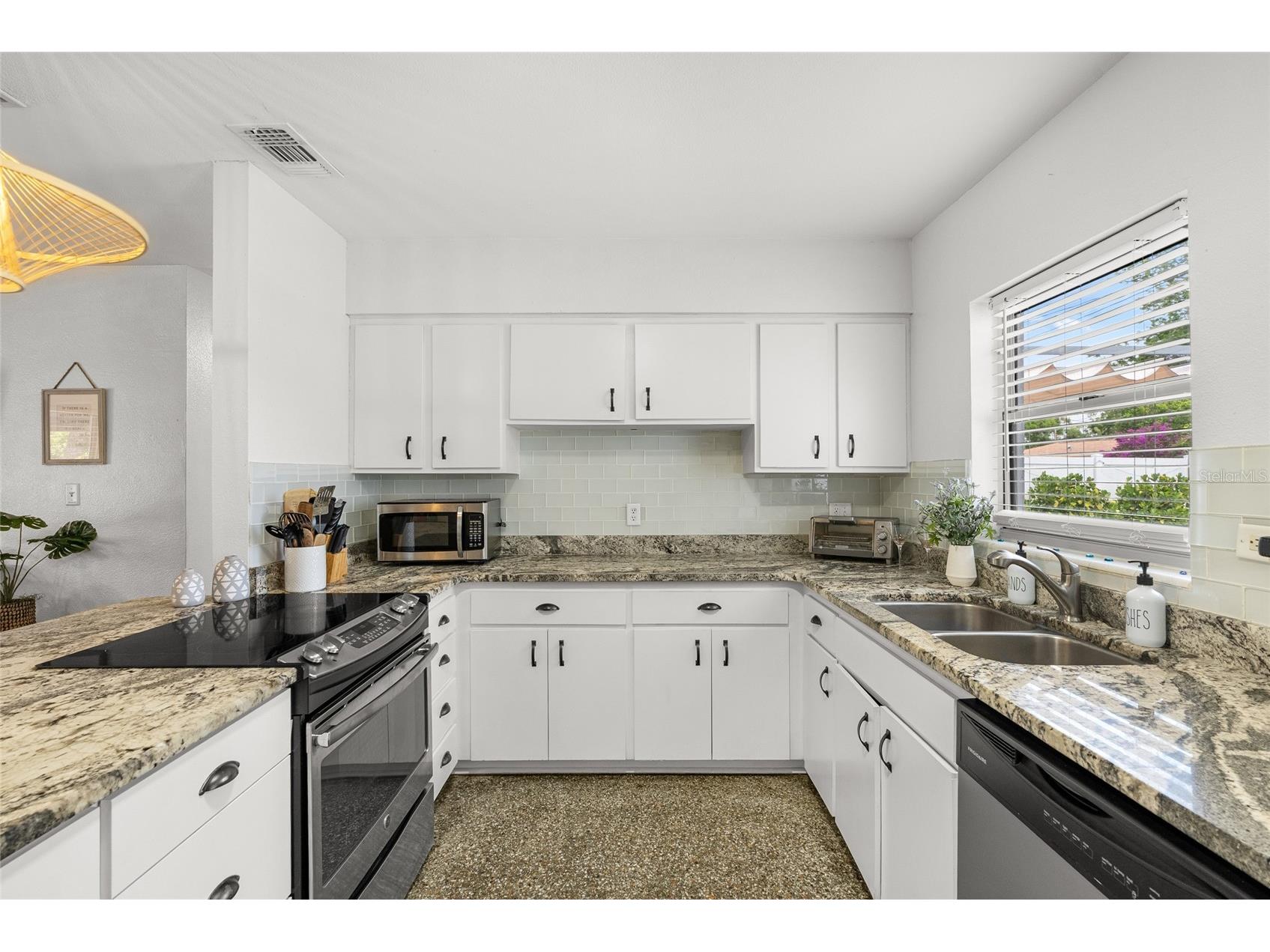 4939 100th Way N Saint Petersburg FL 33708 TB8498542 image10