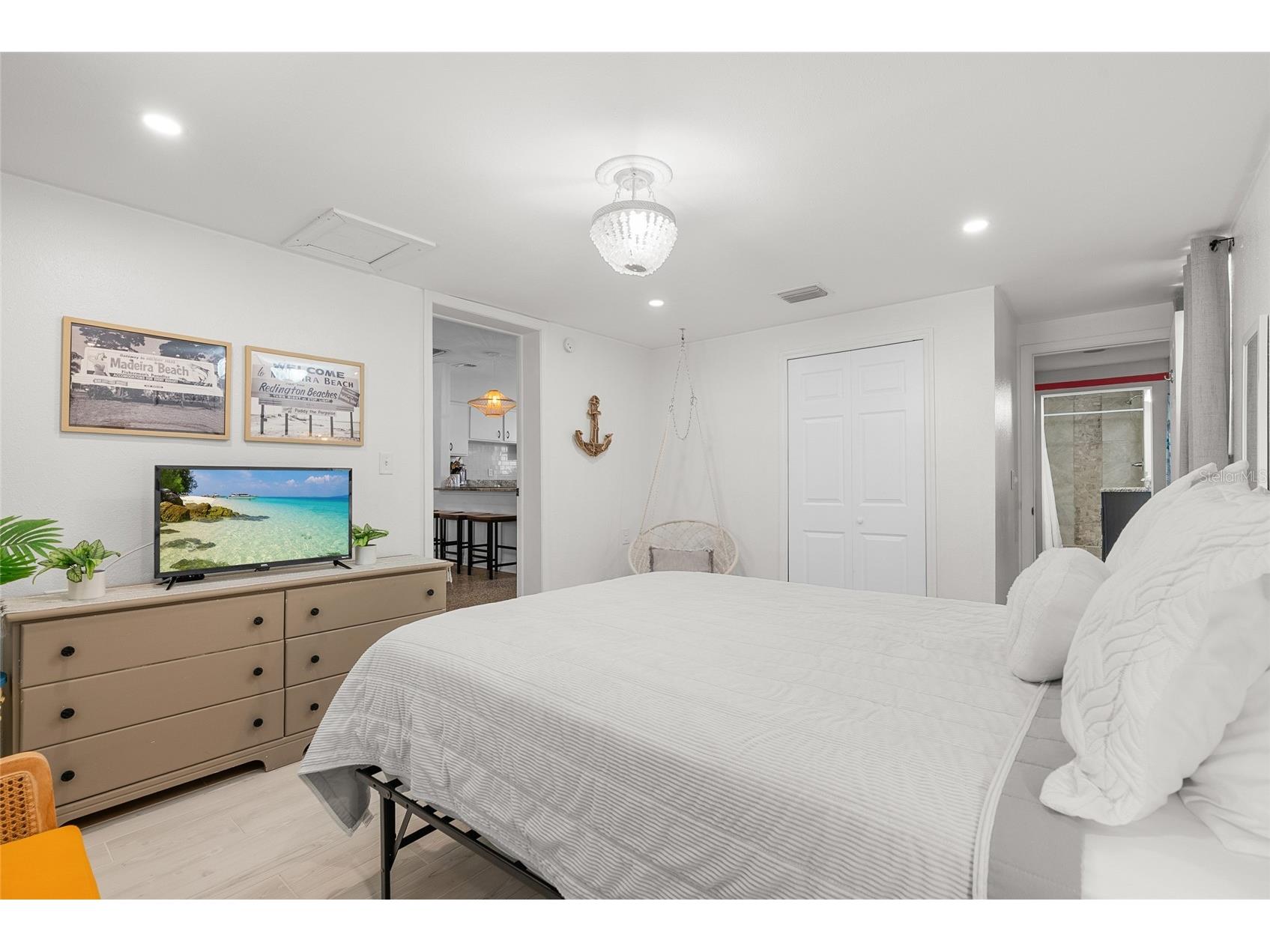 4939 100th Way N Saint Petersburg FL 33708 TB8498542 image17