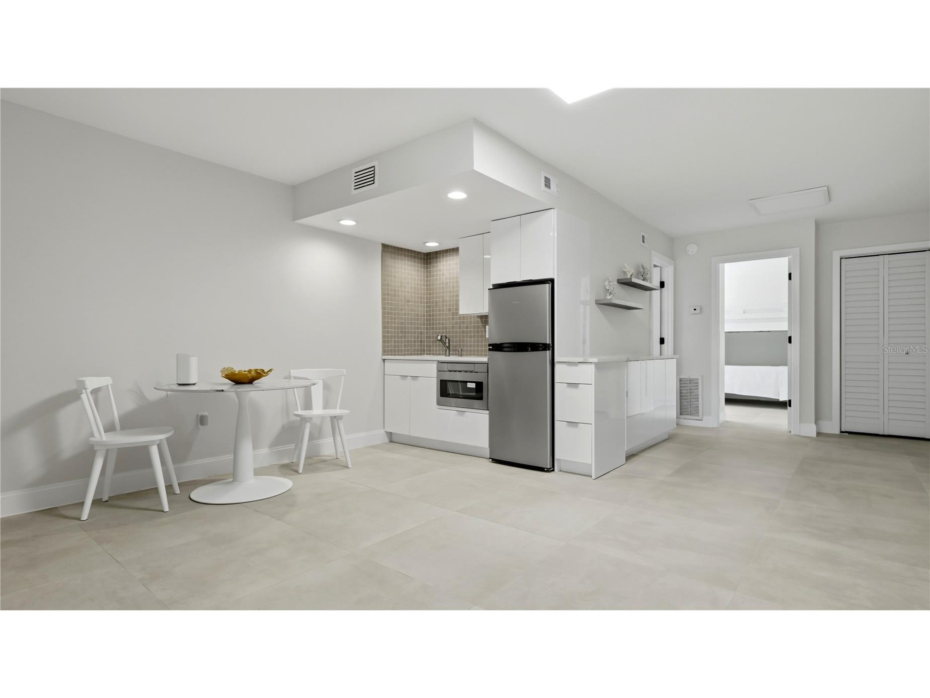 4939 Commonwealth Drive Sarasota FL 34242 A4684397 image24