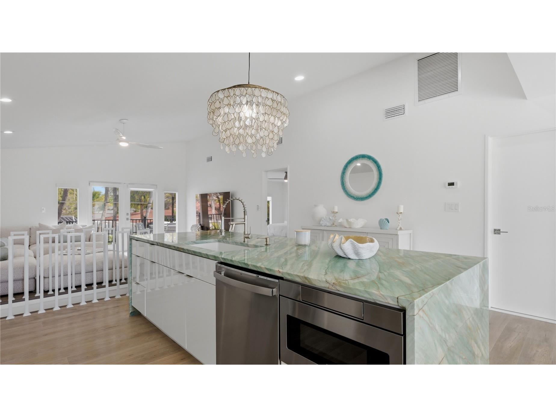 4939 Commonwealth Drive Sarasota FL 34242 A4684397 image7