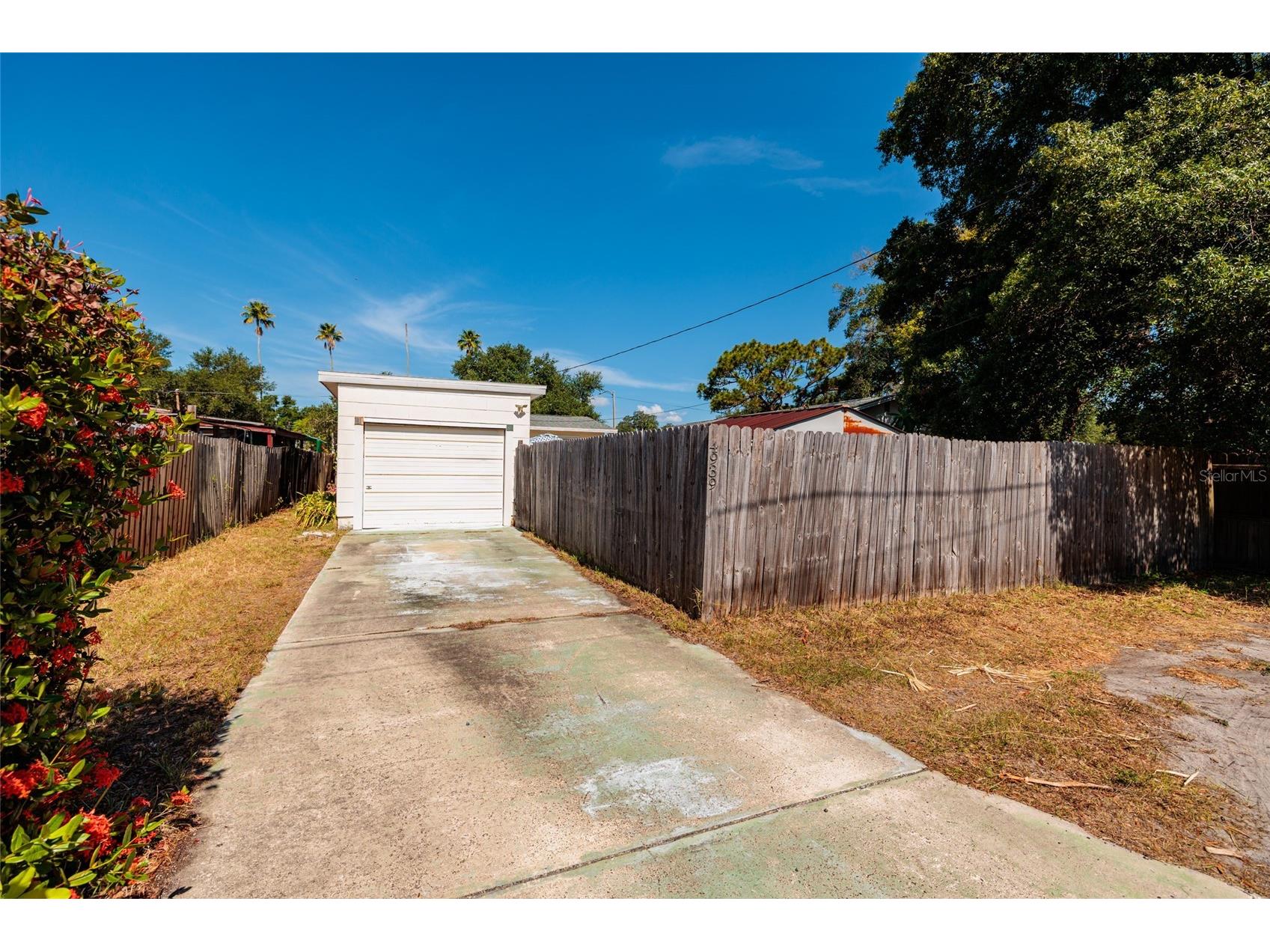 4939 Dr Martin Luther King Jr Street N Saint Petersburg FL 33703 TB8524167 image22