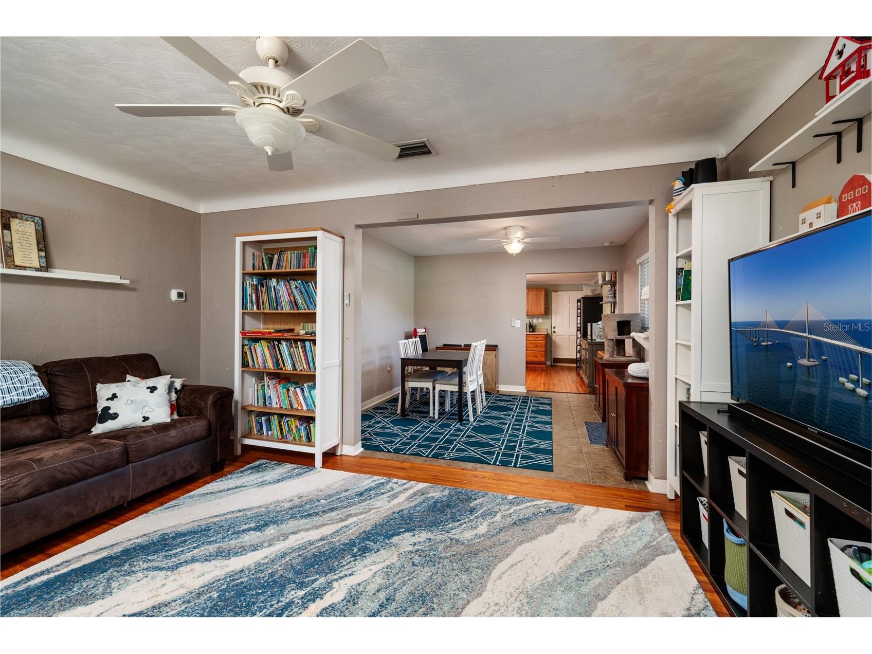 4939 Dr Martin Luther King Jr Street N Saint Petersburg FL 33703 TB8524167 image7