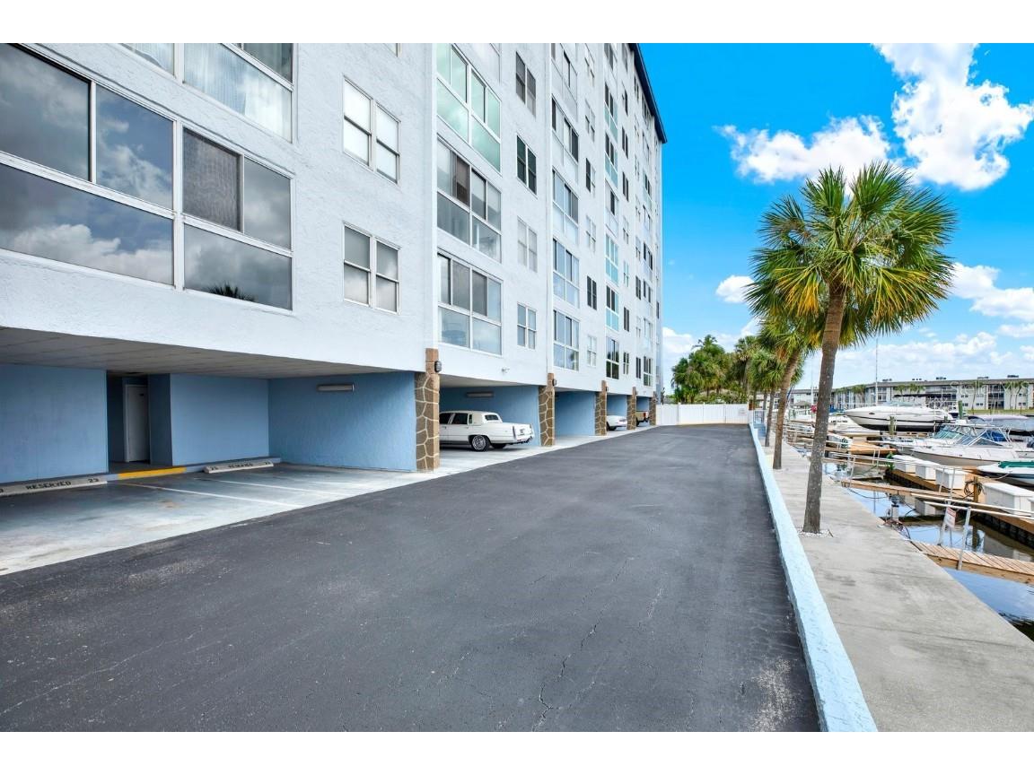 4939 Floramar Terrace #204 New Port Richey FL 34652 - NORTH CHANNEL GULF HARBORS W7875446 image4