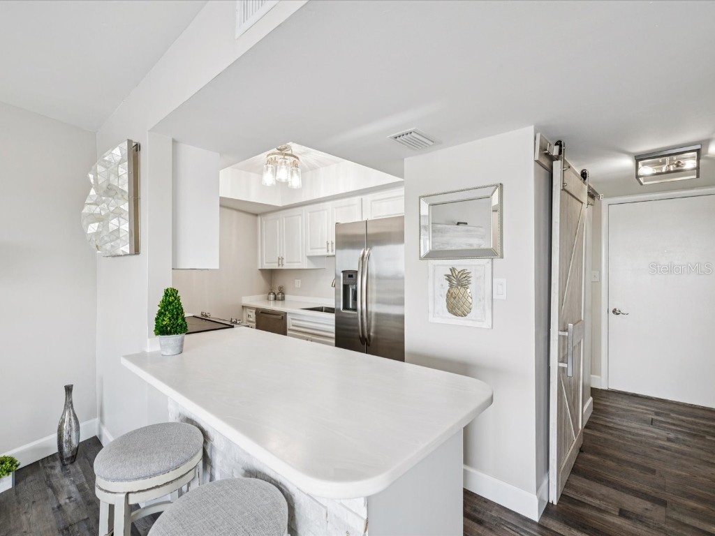 4939 Floramar Terrace #808 New Port Richey FL 34652 W7877583 image11