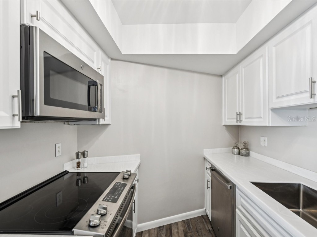 4939 Floramar Terrace #808 New Port Richey FL 34652 W7877583 image12