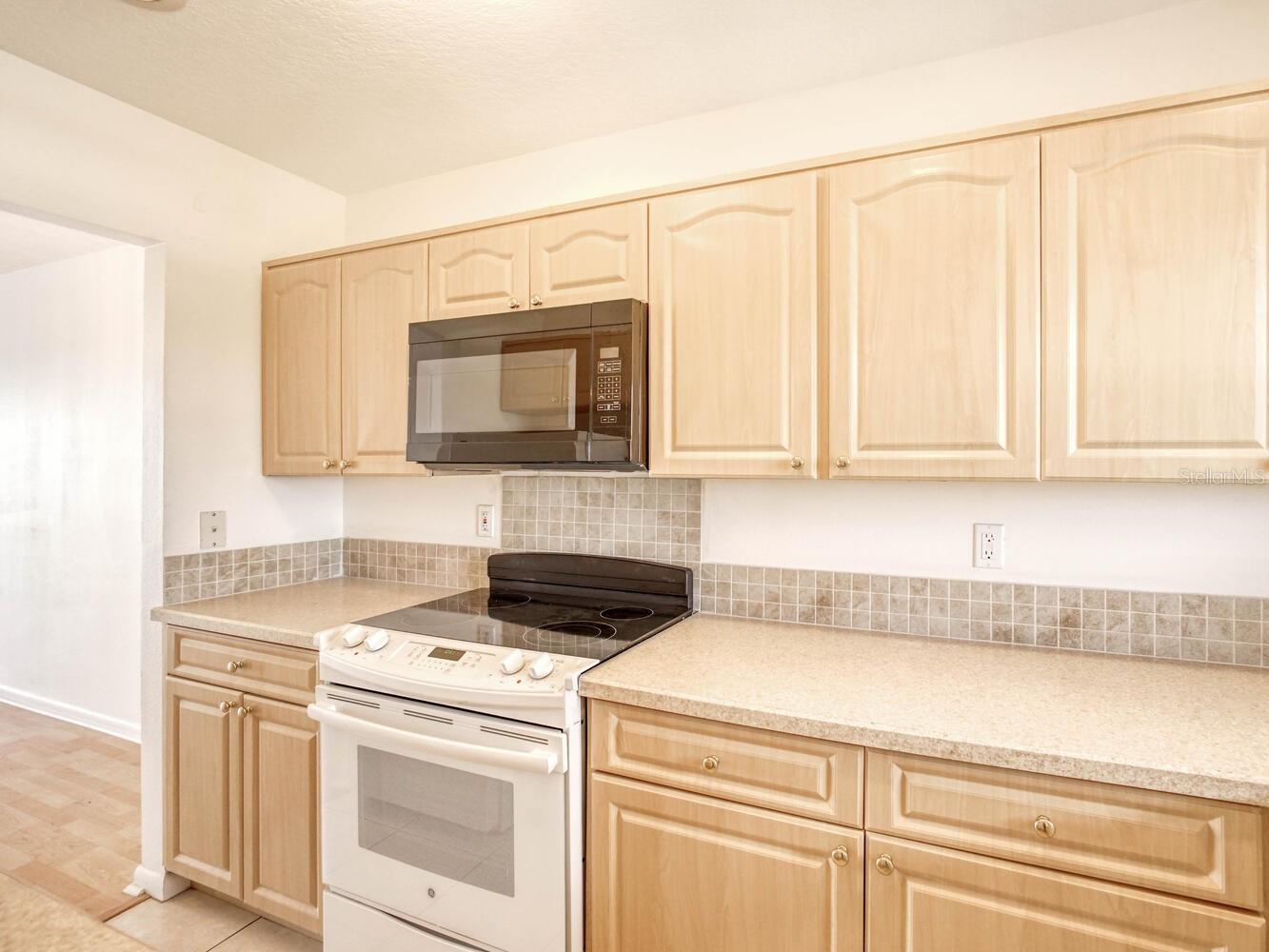 4939 Floramar Terrace #912 New Port Richey FL 34652 W7883189 image10