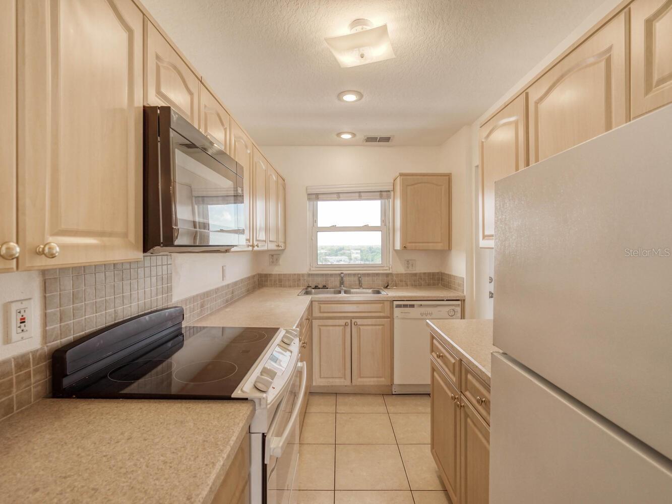 4939 Floramar Terrace #912 New Port Richey FL 34652 W7883189 image9