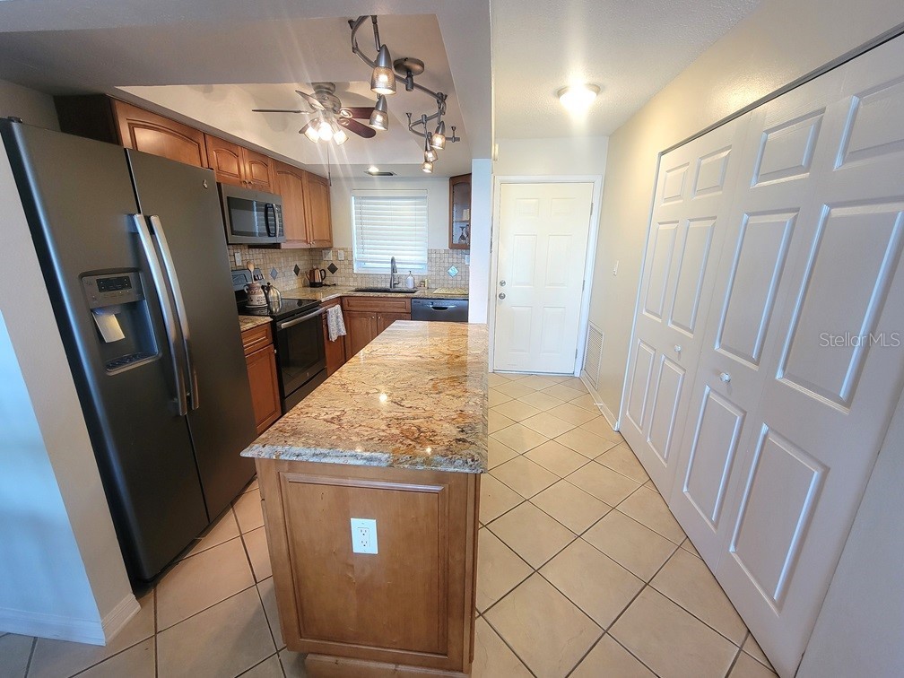 4939 Flormar #311 New Port Richey FL 34652 - NORTH CHANNEL W7886303 image4