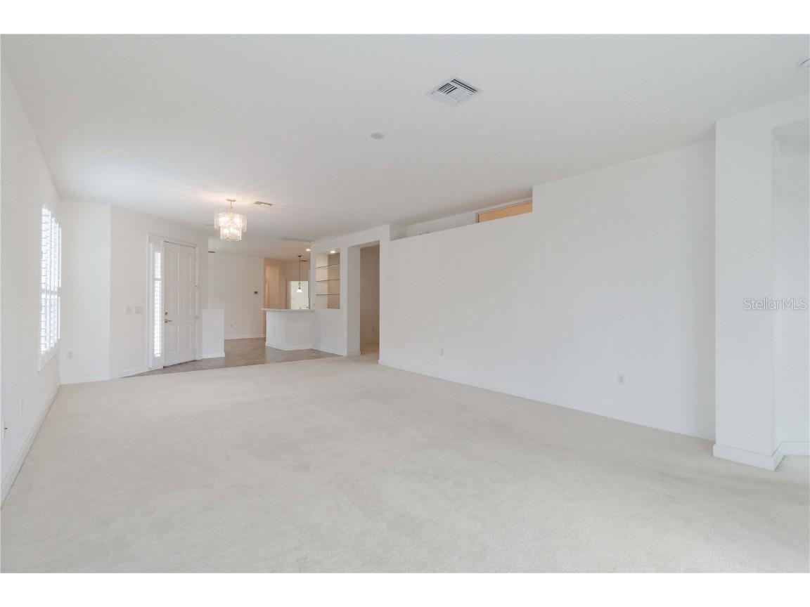 4939 Lakescene Place Sarasota FL 34243 A4666639 image10