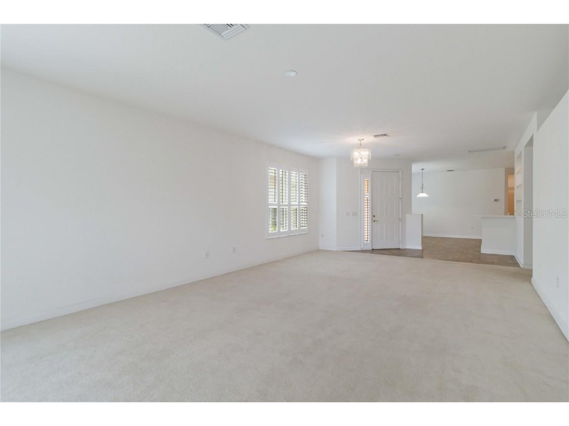 4939 Lakescene Place Sarasota FL 34243 A4666639 image12