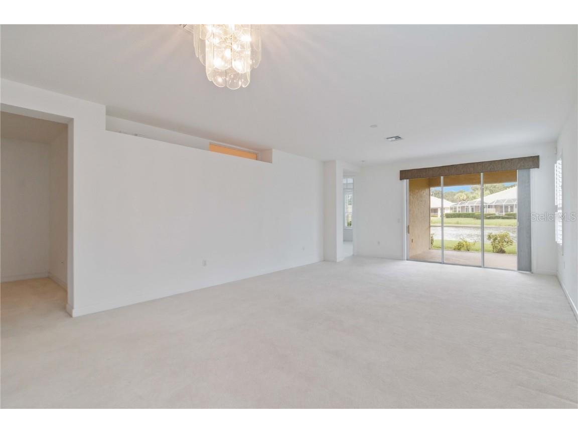 4939 Lakescene Place Sarasota FL 34243 A4666639 image21