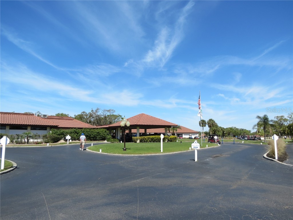 4939 Lakescene Place Sarasota FL 34243 A4666639 image40