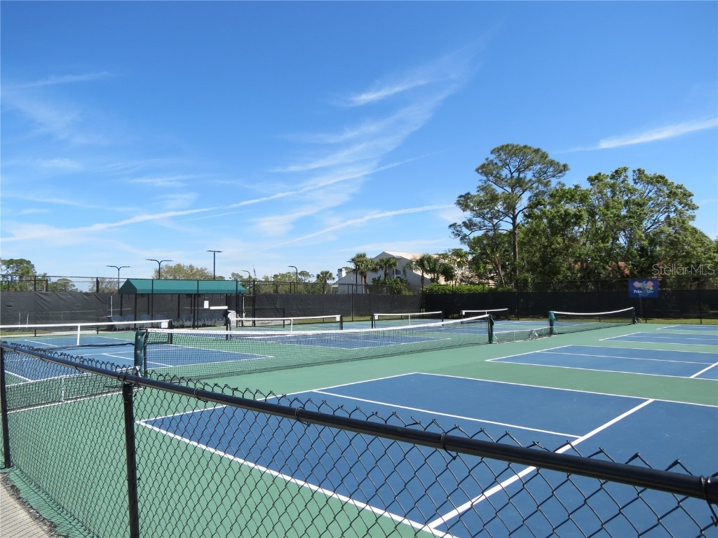 4939 Lakescene Place Sarasota FL 34243 A4666639 image46