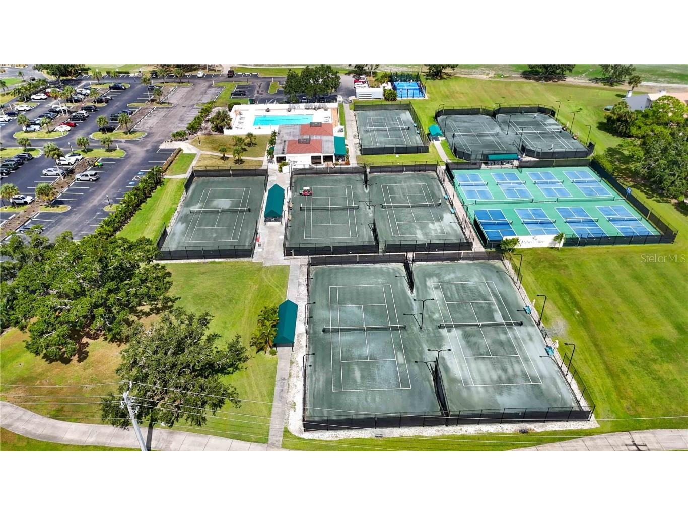 4939 Lakescene Place Sarasota FL 34243 A4666639 image47