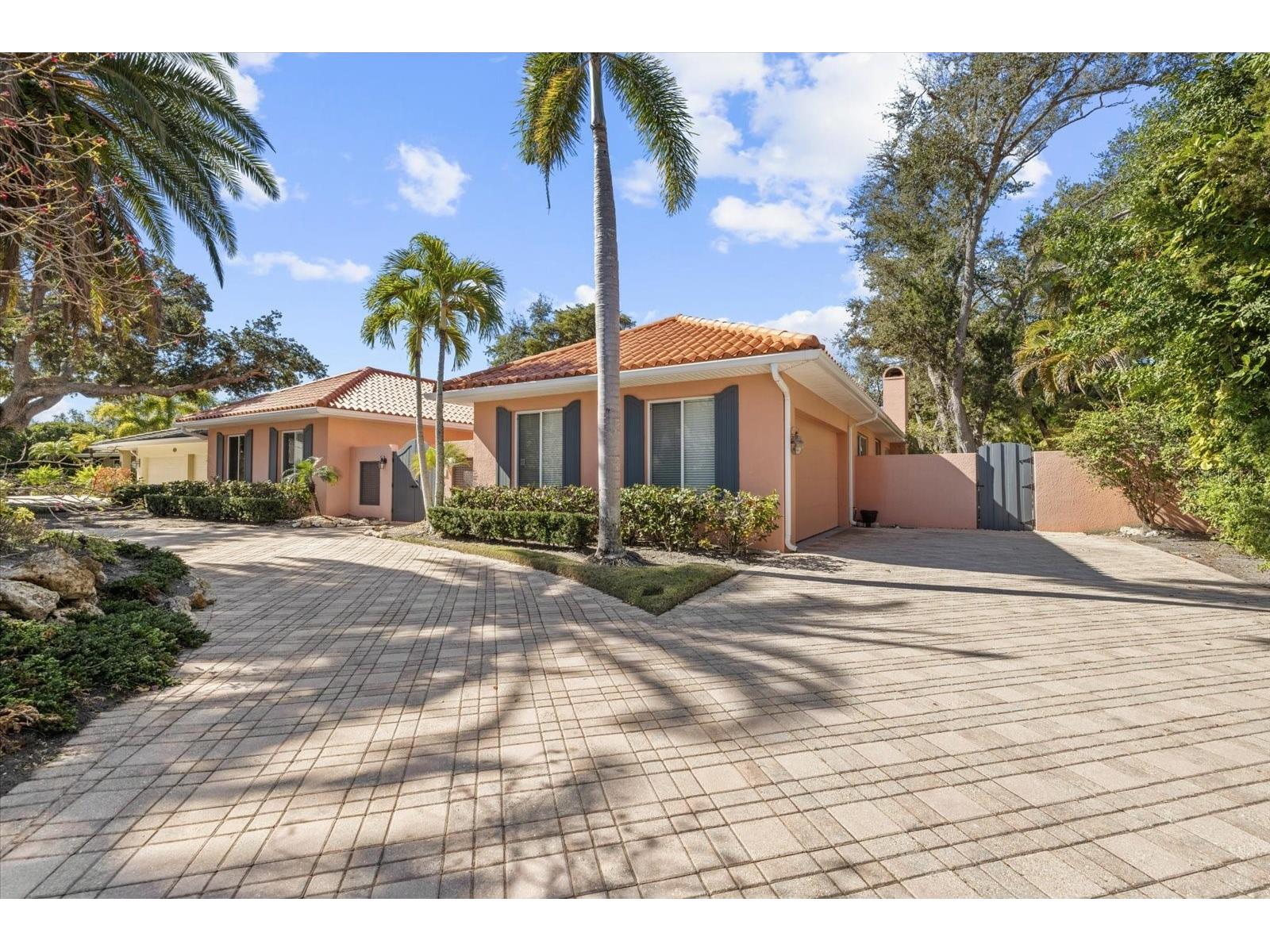 4939 Peregrine Point Way Sarasota FL 34231 A4680225 image1