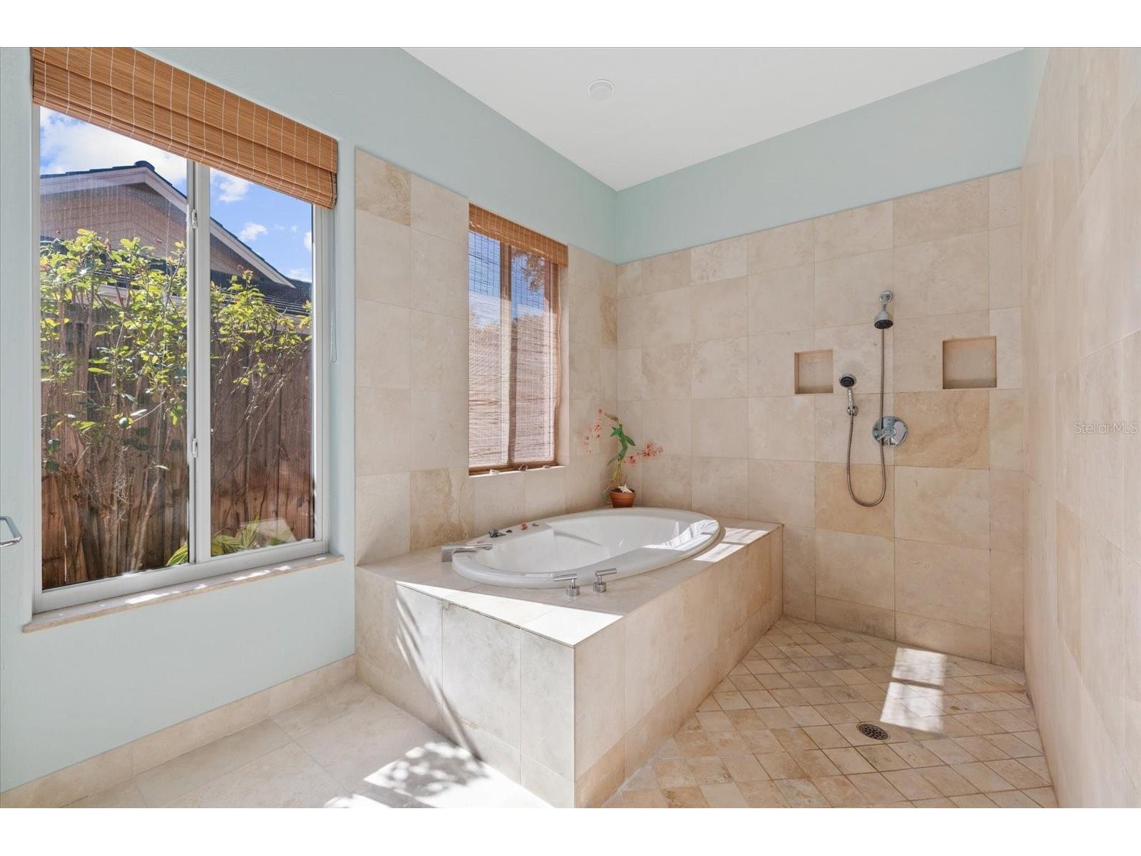 4939 Peregrine Point Way Sarasota FL 34231 A4680225 image31