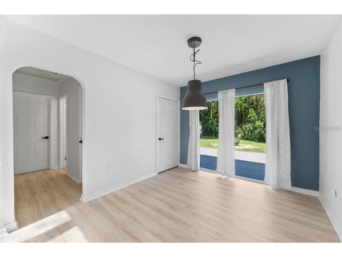  Saint Petersburg FL 33708 TB8413998 image10